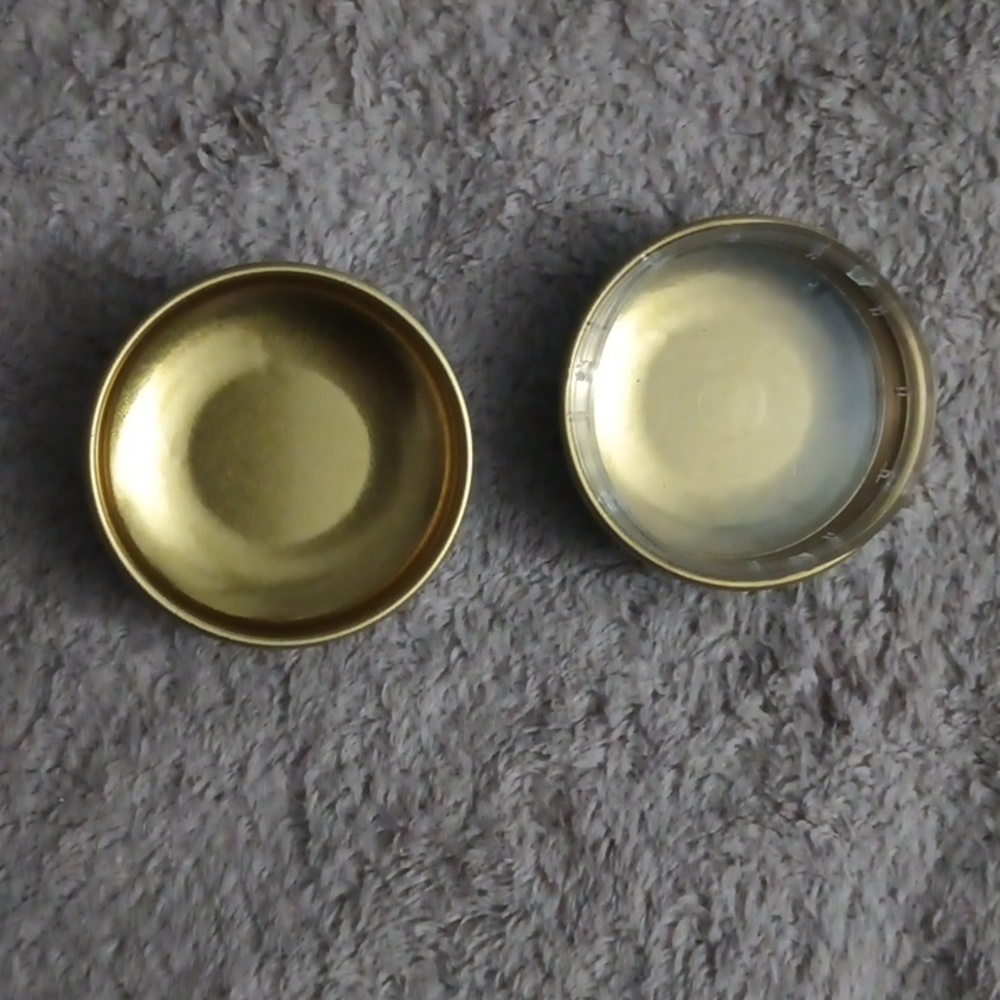 Floral Enamel Pill Container- Multicolor - Picture 3 of 4